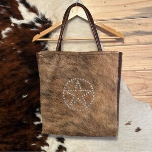 KurtMen Design Womens Tote Brindle Cow Hide With Croc Sides And Straps Brown EUC